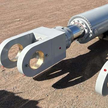 Large bore miter gate hydraulic cylinders for USACE lock and dam